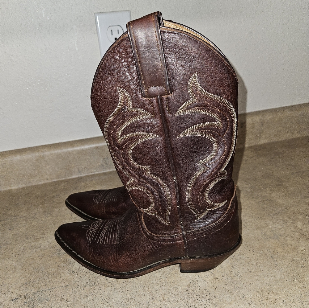 Like New Justin Women’s Cowgirl Boots Size 6.5 B Classic Roper Bay Apache Brown